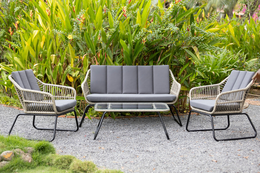Parnu Loveseat, 2 Sillas & Mesa
