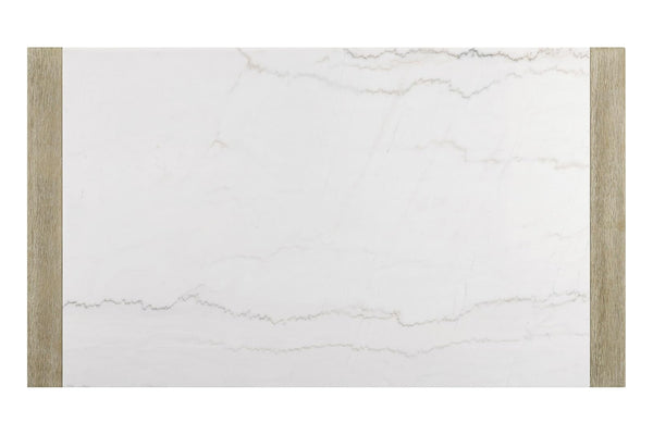 Azulejo con estampado de mármol blanco con borde beige sobre fondo blanco