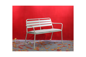 Darwin Loveseat W/Cushion