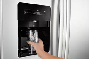 Amana Refrigerator 24.6' Side by Side Ice/W Disp