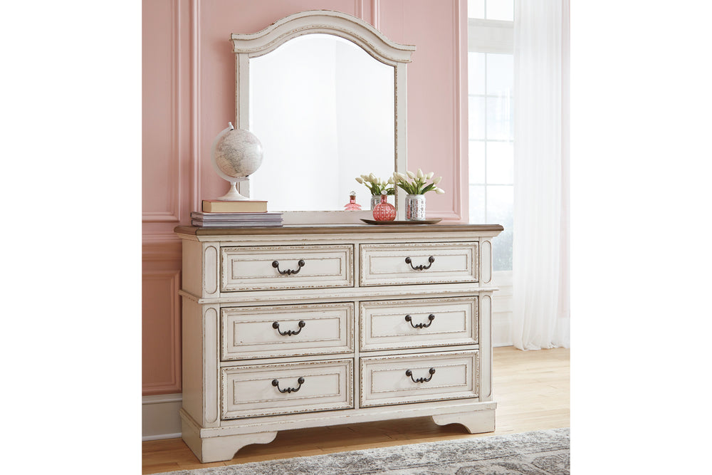 Ashley Realyn Dresser/Mirror Set