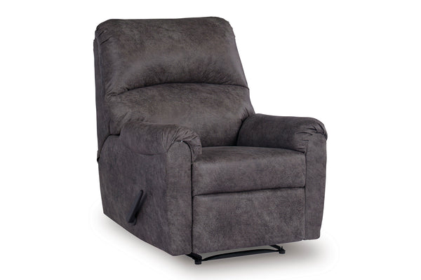 Butaca reclinable gris oscuro tapizada en tela suave, con respaldo alto acolchado, brazos redondeados, asiento amplio y palanca lateral, presentada sobre fondo blanco.