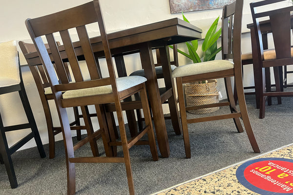 4242 Dining Table Counter Height W/4 Stool