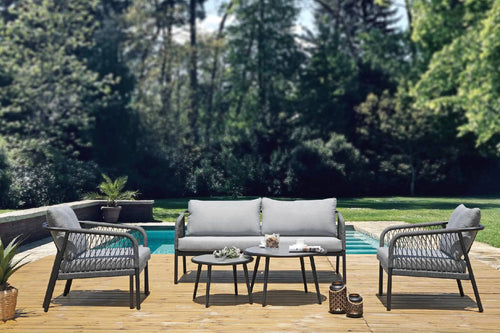 Loveseat con 2 Sillas & 2 Mesas