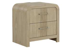 Mesita de noche de madera con dos gavetas sobre fondo blanco