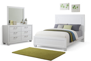 Juego de habitación blanco con cama, gavetero  con espejo sobre fondo blanco.