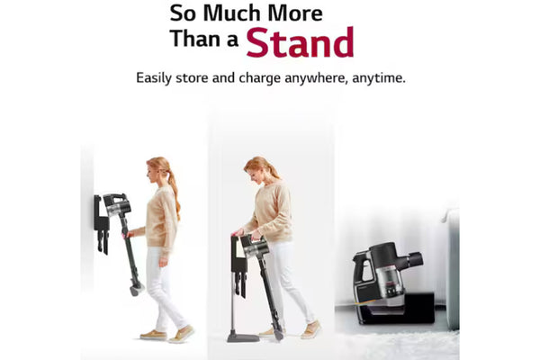 Persona utilizando un soporte con aspiradora, destacando la portabilidad y la comodidad.