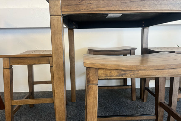 Westlake Mesa de Comedor "Counter Height" con 4 Taburetes