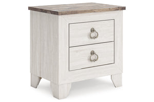 Mesita de noche blanca con dos gavetas y tapa de madera sobre fondo blanco.