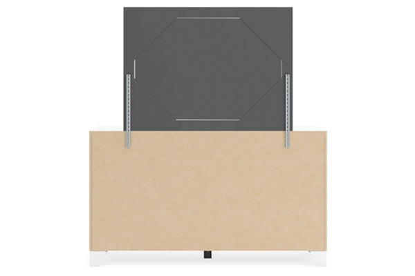 Gavetero blanco con espejo despalda sobre fondo blanco