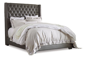 Coralayne Queen Bed, Chest, & Nightstand