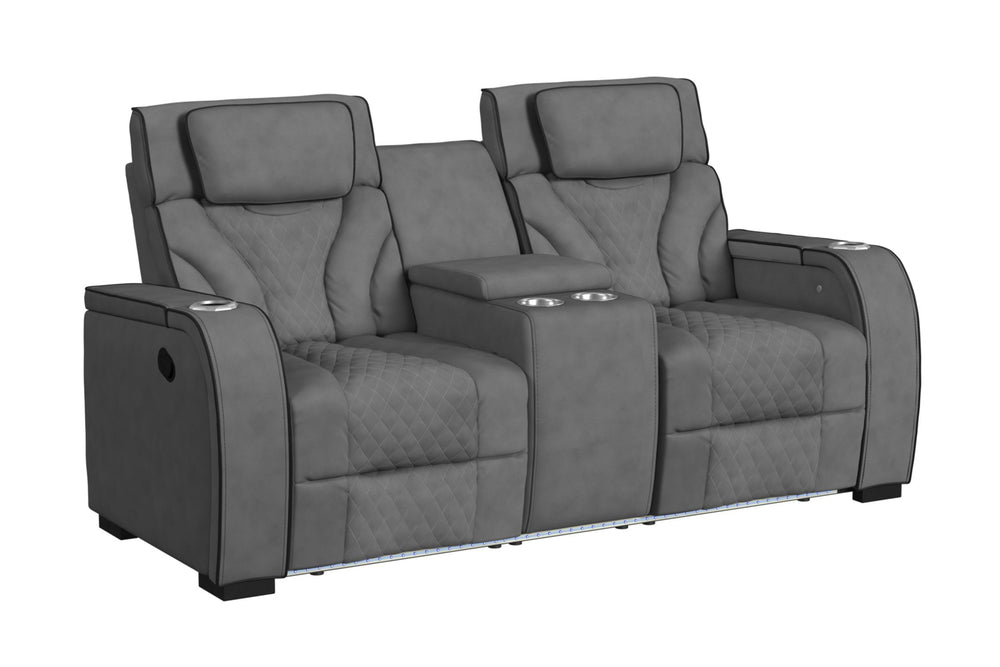 Loveseat reclinable de dos plazas en color gris oscuro, con tapizado acolchado de patrón geométrico, cabeceras ajustables, consola central con portavasos y compartimentos integrados. Diseño moderno con iluminación LED en la base.
