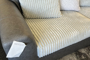 Clairette Court Sectional