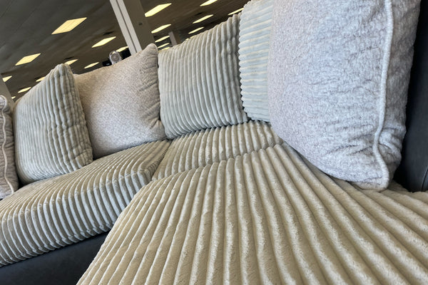 Clairette Court Sectional