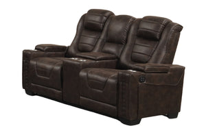 D1695a Sofá & Loveseat con Consola Reclinable Eléctrico