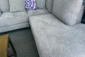 Falcon Seccional con Almohadas