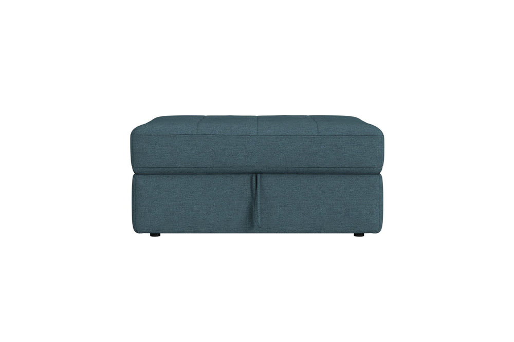 Ottoman de color turquesa con almacenamiento de forma cuadrada sobre un fondo blanco. 