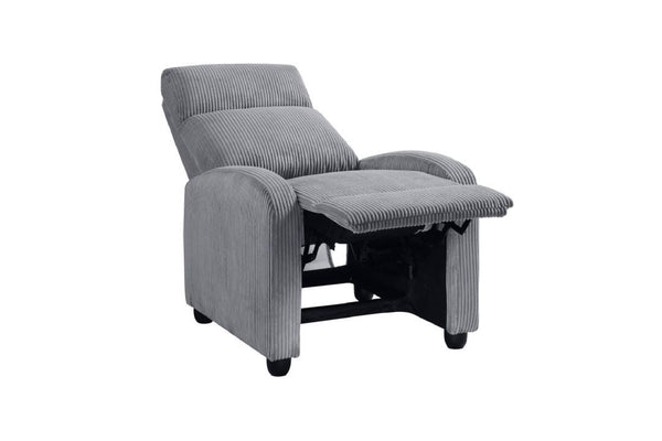 Silla reclinable gris sobre un fondo blanco. 