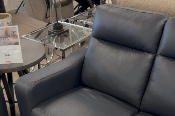 Stinger Sofá & Loveseat Reclinable