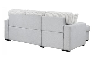 Sofá seccional gris con chaise longue sobre fondo blanco.