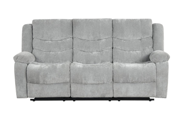 Conjunto de sofás reclinable gris sobre fondo blanco.