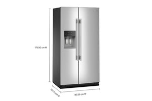 Una nevera de acero inoxidable de dos puertas con etiquetas de dimensiones que muestran 175,50 cm de altura, 90.