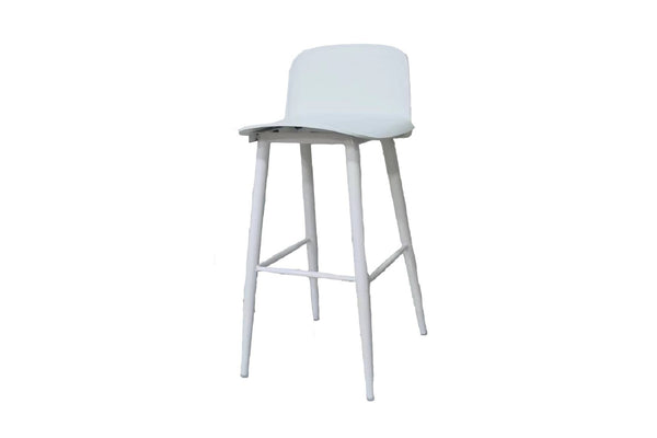 Taburete de bar blanco con asiento gris claro sobre fondo blanco.