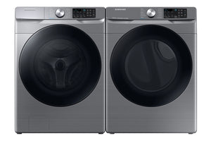 Lavadora y secadora de marca Samsung de color gris sobre un fondo blanco. 