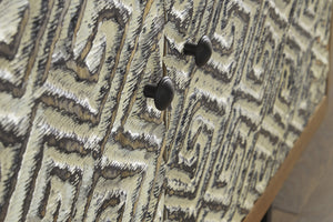 Ashley Kerrings Cabinete de acento