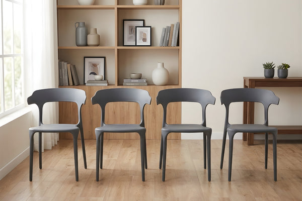 Juego de Cuatro Sillas