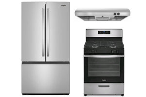 Una nevera Whirlpool de acero inoxidable con cajón congelador inferior, junto con una campana extractora de acero inoxidable a juego y una estufa de gas independiente con puertas de horno de vidrio negro, mostrados sobre un fondo blanco.