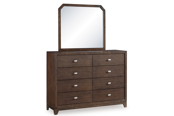 Ashley Tandisport Dresser/Mirror Set