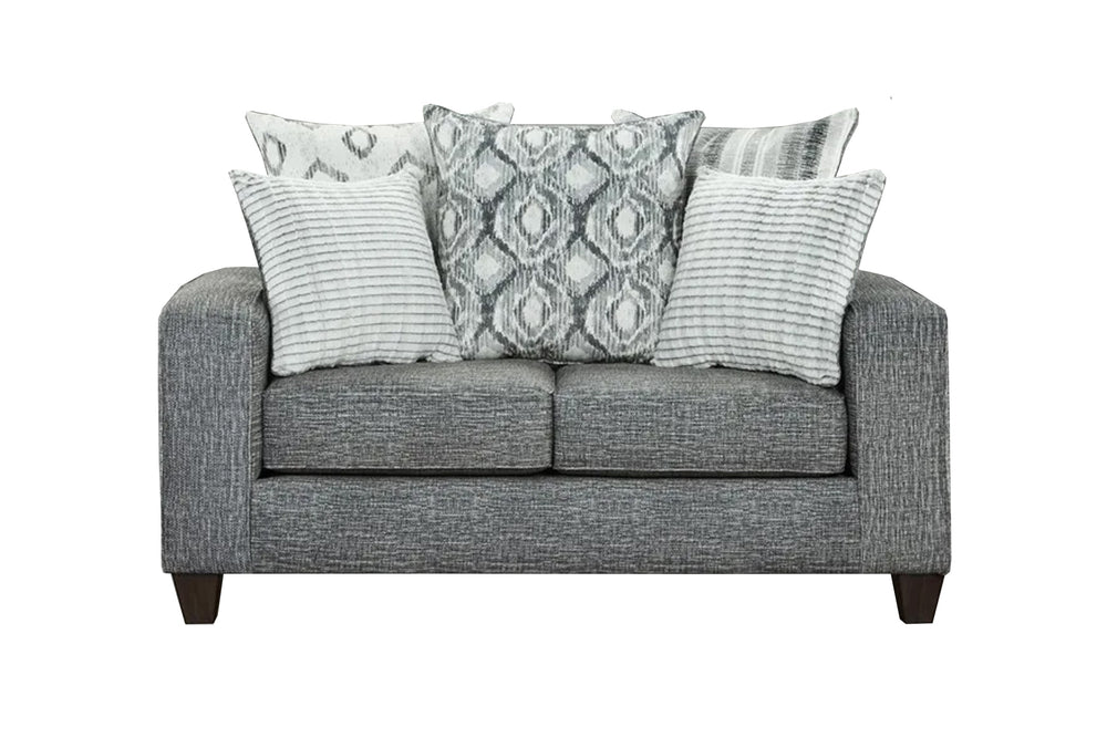 Daymond Loveseat