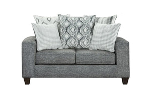Daymond Loveseat
