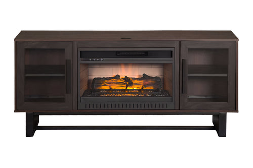Consola de entretenimiento de madera con inserto de chimenea eléctrica sobre fondo blanco.