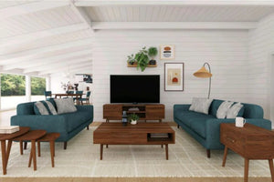 Conjunto de sala de un sofá y loveseat de color azul, que incluye una mesa de centro, una mesa de esquina, y tres mesas ocasionales con una mesa de televisor en un ambiente de sala en una terraza. 