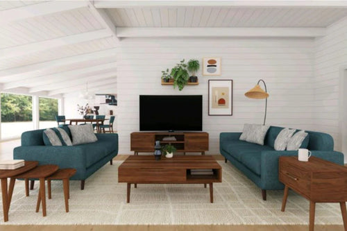 Conjunto de sala de un sofá y loveseat de color azul, que incluye una mesa de centro, una mesa de esquina, y tres mesas ocasionales con una mesa de televisor en un ambiente de sala en una terraza. 