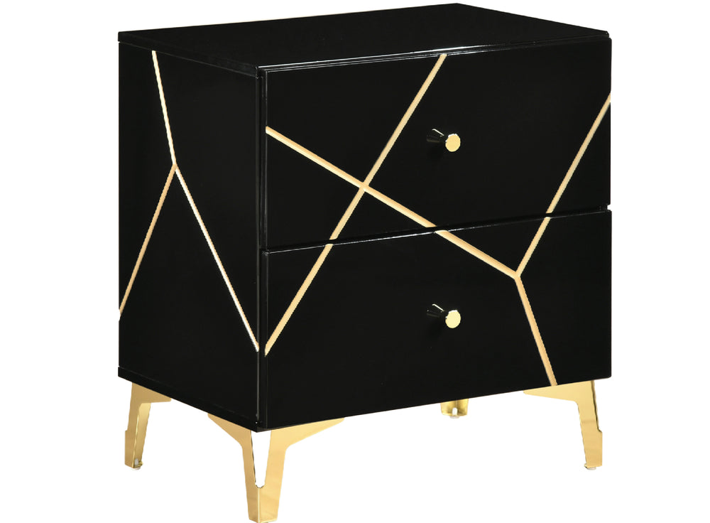Mesa de noche de dos gavetas con acabado negro brillante y detalles de líneas geométricas doradas, pequeños tiradores dorados y patas doradas, sobre un fondo blanco liso.