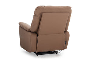 Sillón reclinable despalda marrón sobre fondo blanco