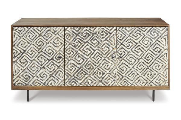Ashley Kerrings Cabinete de acento