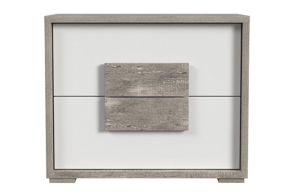 Mesa de noche de madera con colores blanco y gris claro y con dos gavetas sobre un fondo blanco. 