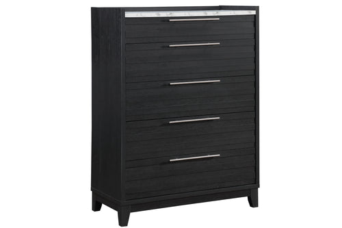 Vista lateral de chest negro hecho de madera con tope de mármol falso blanco y con cinco gavetas sobre un fondo blanco. 