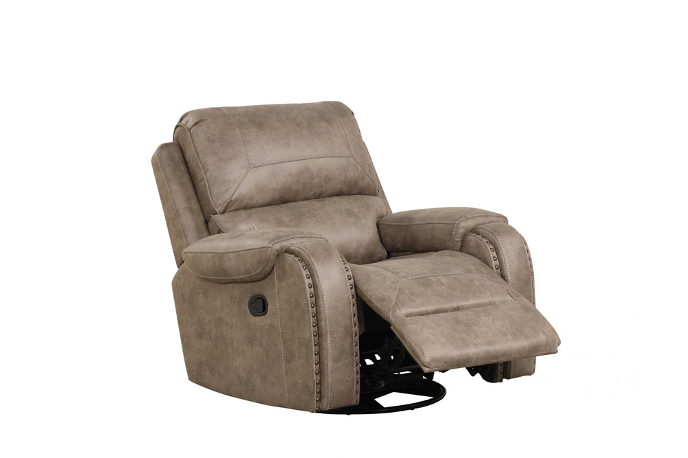 Butaca reclinable manual de color marrón claro sobre un fondo blanco. 