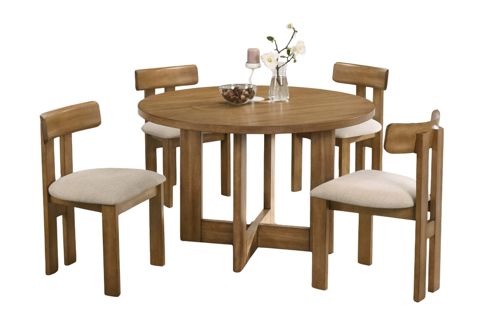 Juego de comedor de 5 piezas que incluye una mesa redonda de madera y cuatro sillas a juego con asientos tapizados en color beige claro, presentado sobre un fondo blanco sólido.