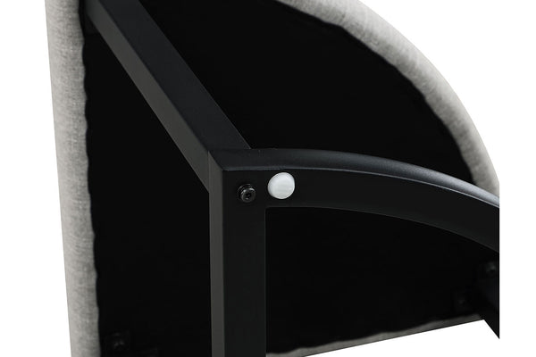 Magnolia36 Round Cktl Mesa con 4 taburetes