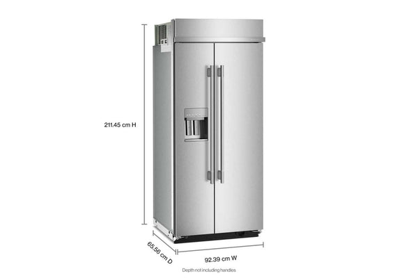 Nevera side-by-side de acero inoxidable con dispensador externo de agua, dos puertas verticales y manijas largas. La imagen muestra sus dimensiones: 211.45 cm de alto, 92.39 cm de ancho y 65.56 cm de profundidad sin incluir las manijas.