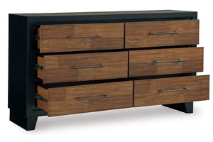 Gavetero de madera con base negra y gavetas abiertas marrones sobre fondo blanco.