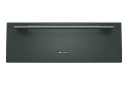 Cajón calentador KitchenAid de 30 pulgadas en color verde con acabado mate, frente liso, tirador tubular horizontal de acero inoxidable y logotipo centrado, presentado sobre fondo blanco.
