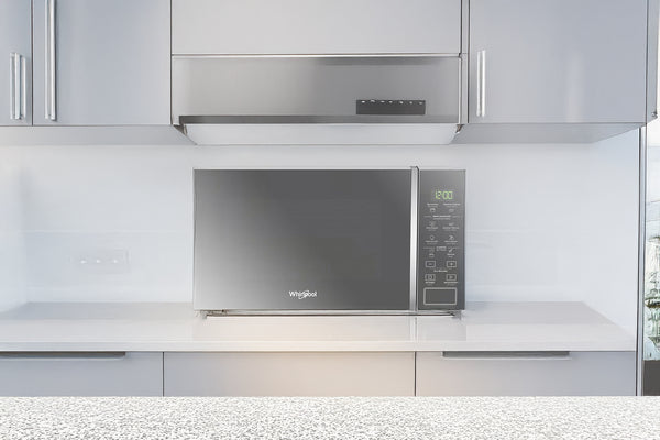 Whirlpool Microwave 0.7' 700W