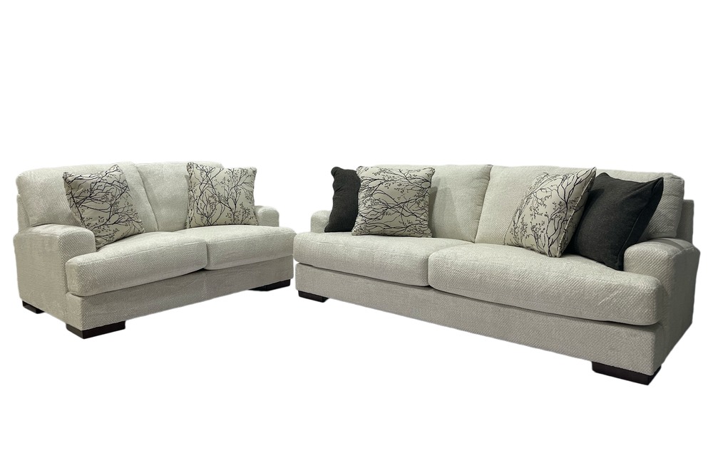 Ashley Caretti Sofá & Loveseat